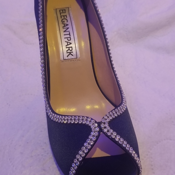Navy Blue Elegant Park with rhinestones size 41(fits 9.5 women) - Picture 2 of 4